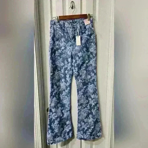 NWT Gap × LoveShackFancy High Rise Floral ‘70s Flare Jeans - Picture 2 of 8